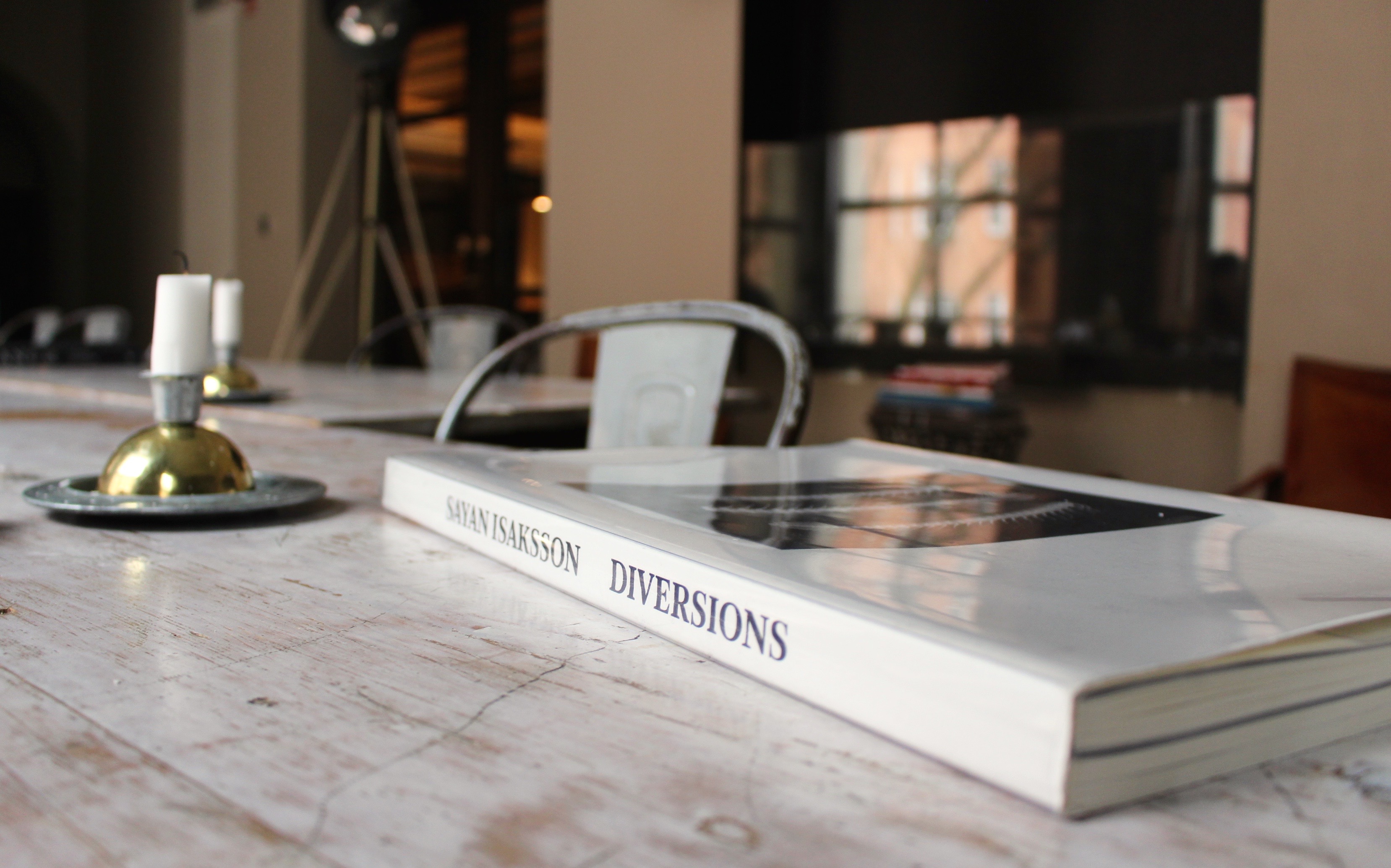 Diversions - Sayan Isakssons bok