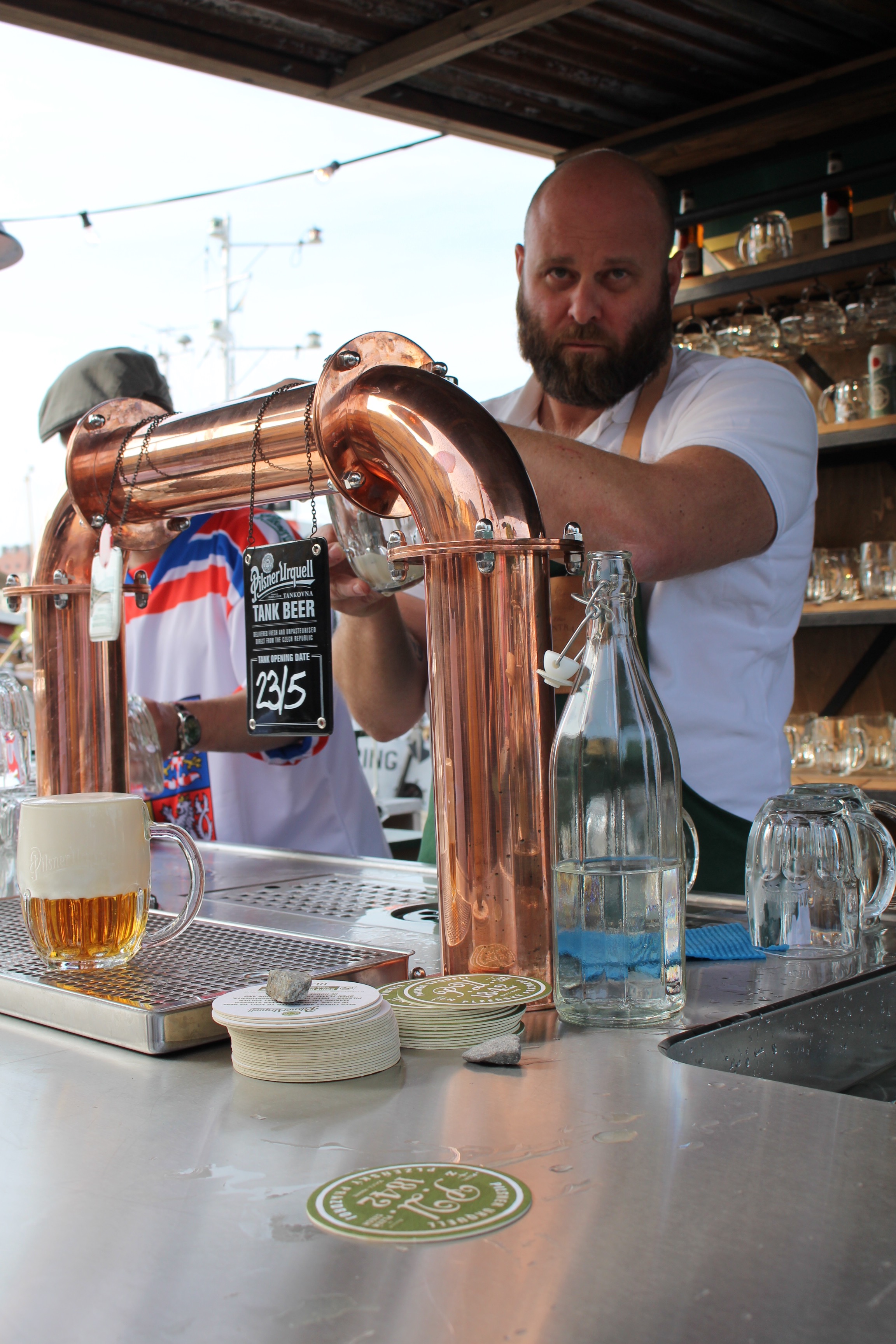 Pilsner Urquells Tankovna - färsk pilsner på turné i Sverige