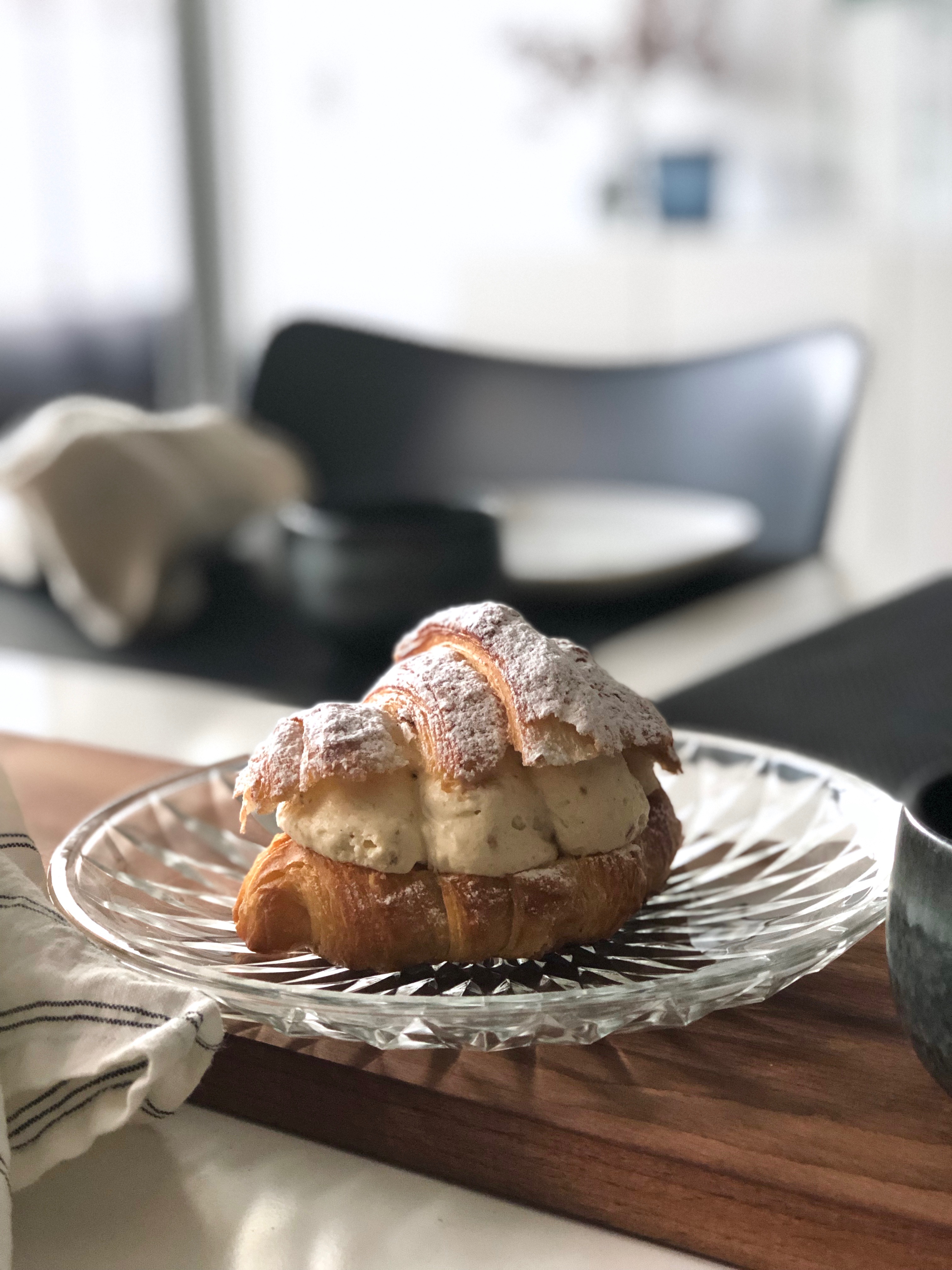 Bullar & Bröd croissantsemla