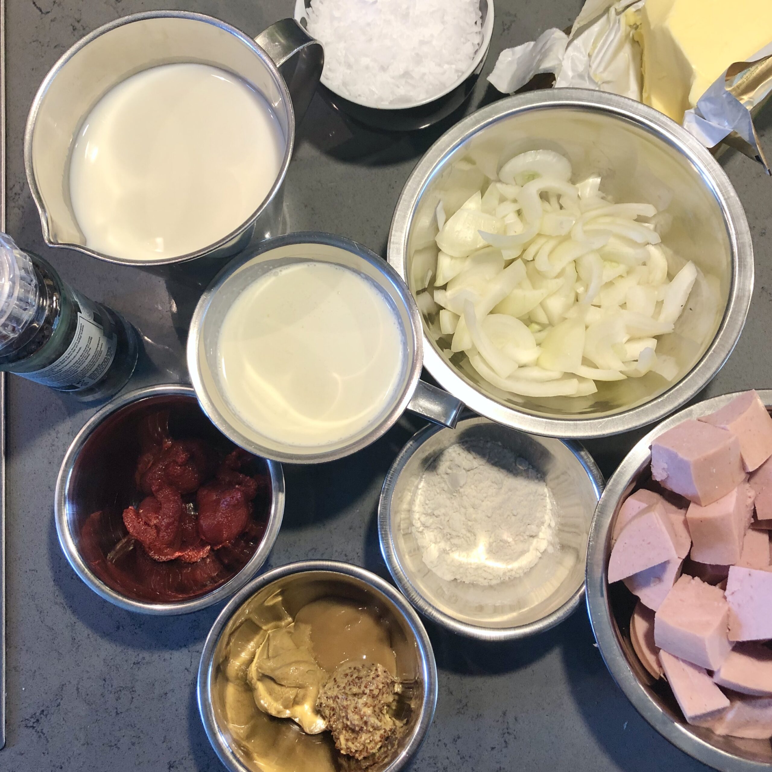 Ingredienser till Korv Stroganoff