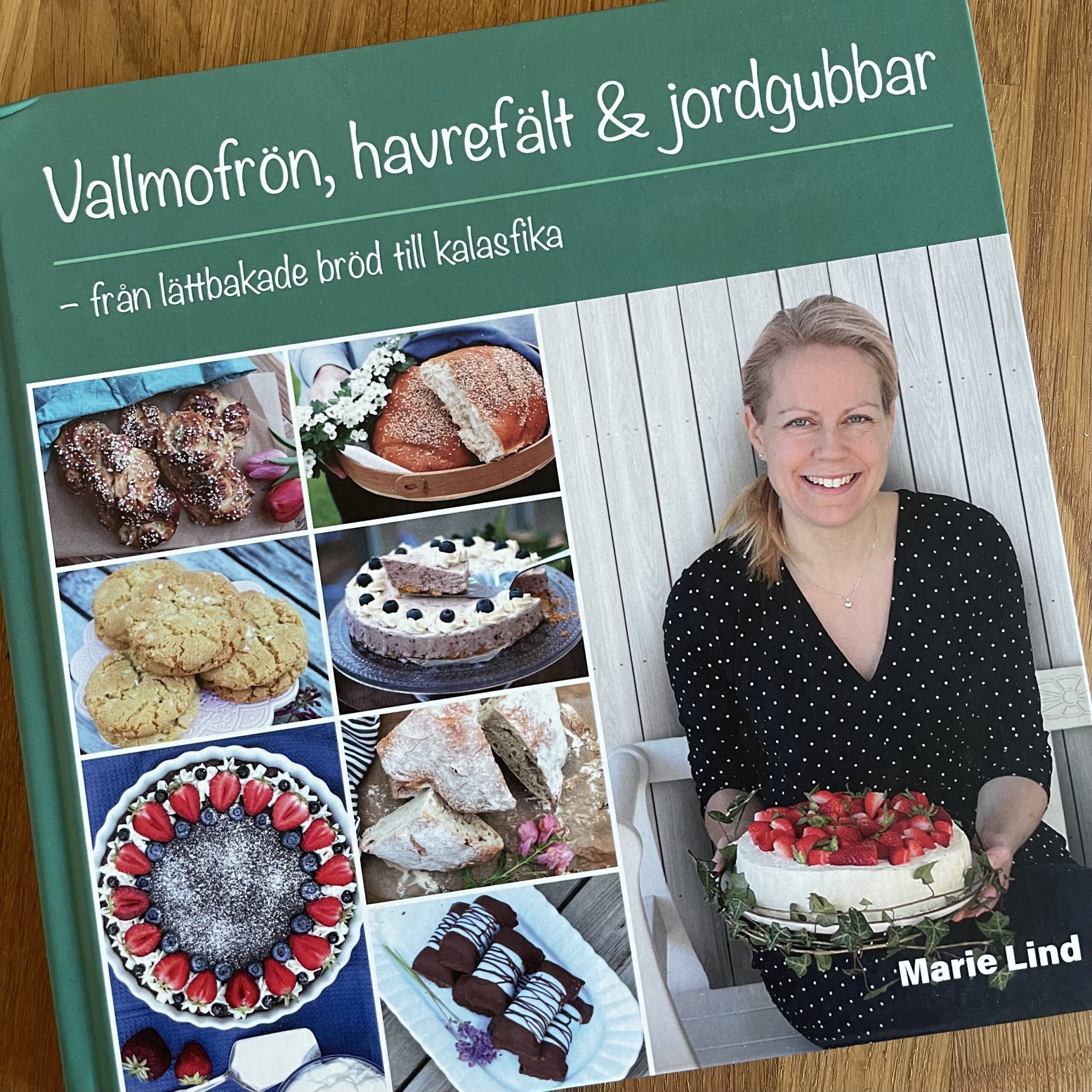 Bokomslag bakbok av Marie Lind - Familjens favoritlimpa